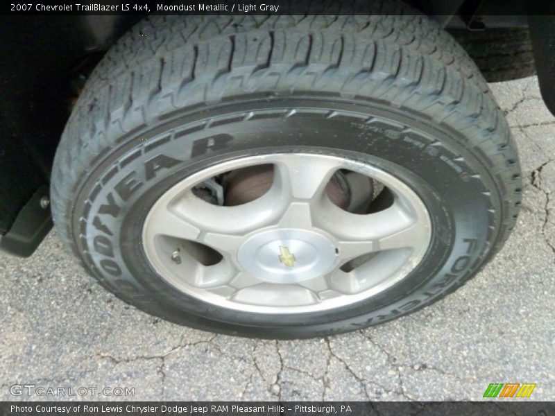 Moondust Metallic / Light Gray 2007 Chevrolet TrailBlazer LS 4x4