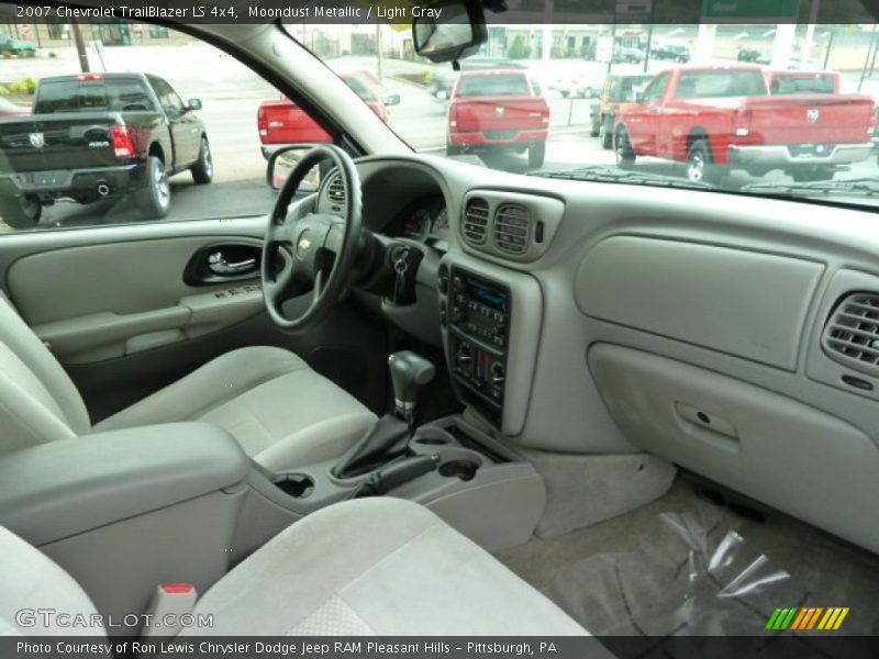 Moondust Metallic / Light Gray 2007 Chevrolet TrailBlazer LS 4x4