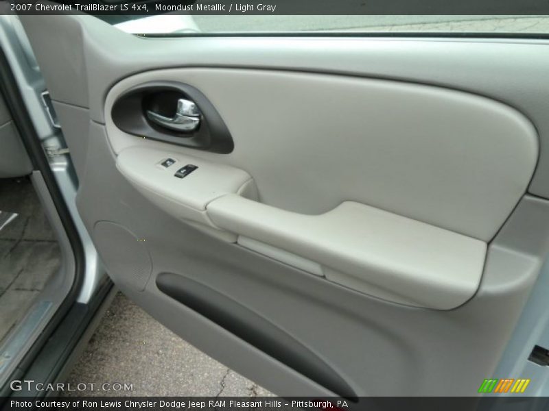 Moondust Metallic / Light Gray 2007 Chevrolet TrailBlazer LS 4x4