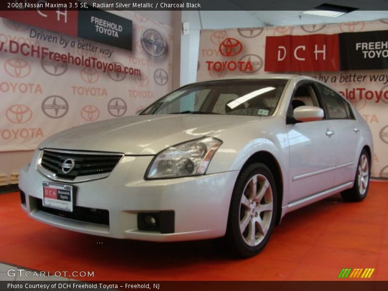 Radiant Silver Metallic / Charcoal Black 2008 Nissan Maxima 3.5 SE