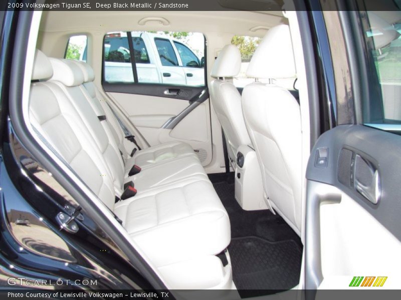 Deep Black Metallic / Sandstone 2009 Volkswagen Tiguan SE