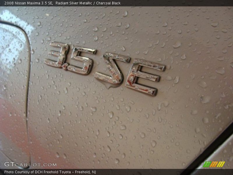 Radiant Silver Metallic / Charcoal Black 2008 Nissan Maxima 3.5 SE