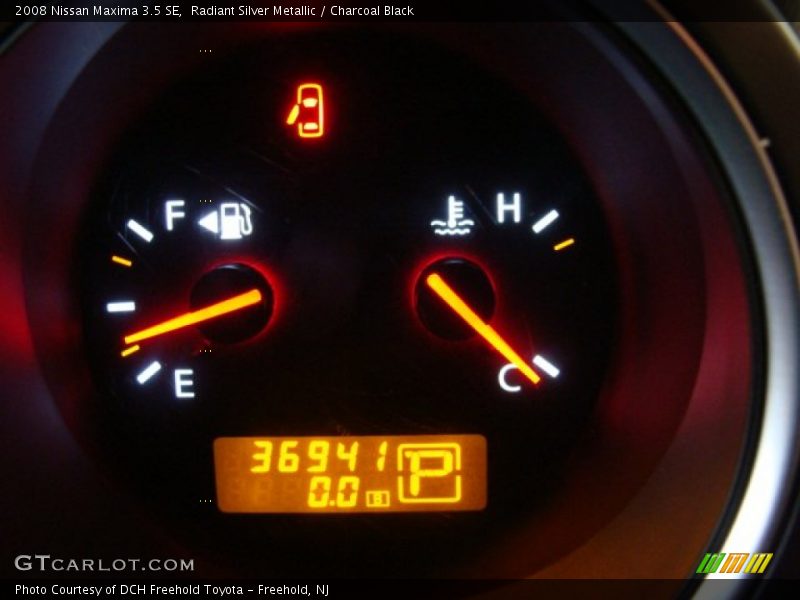 Radiant Silver Metallic / Charcoal Black 2008 Nissan Maxima 3.5 SE