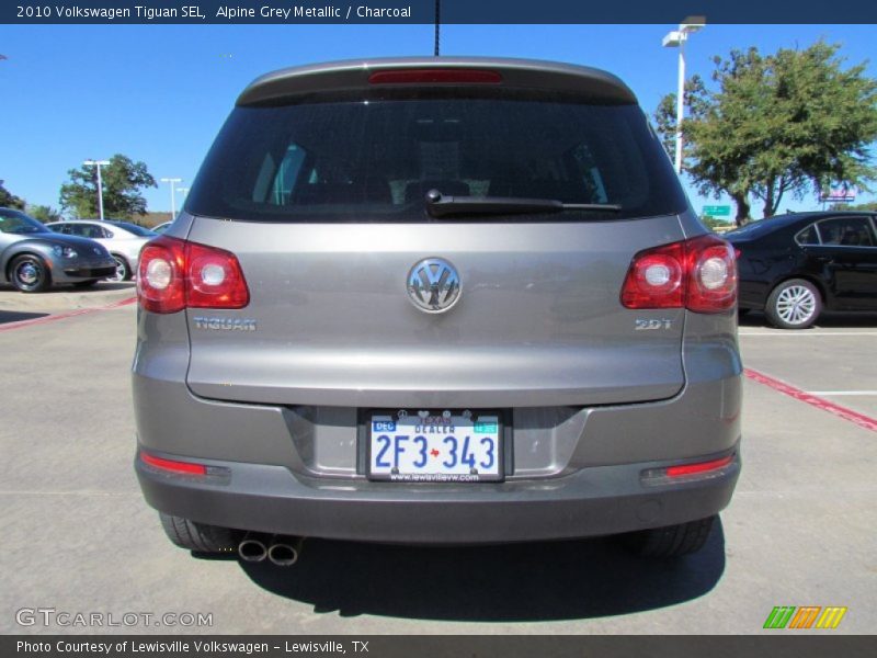 Alpine Grey Metallic / Charcoal 2010 Volkswagen Tiguan SEL