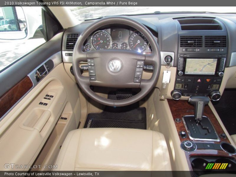 Campanella White / Pure Beige 2010 Volkswagen Touareg VR6 FSI 4XMotion