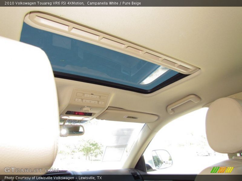 Campanella White / Pure Beige 2010 Volkswagen Touareg VR6 FSI 4XMotion