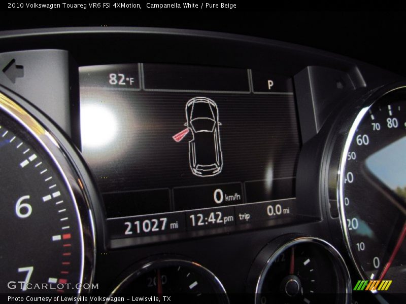 Campanella White / Pure Beige 2010 Volkswagen Touareg VR6 FSI 4XMotion