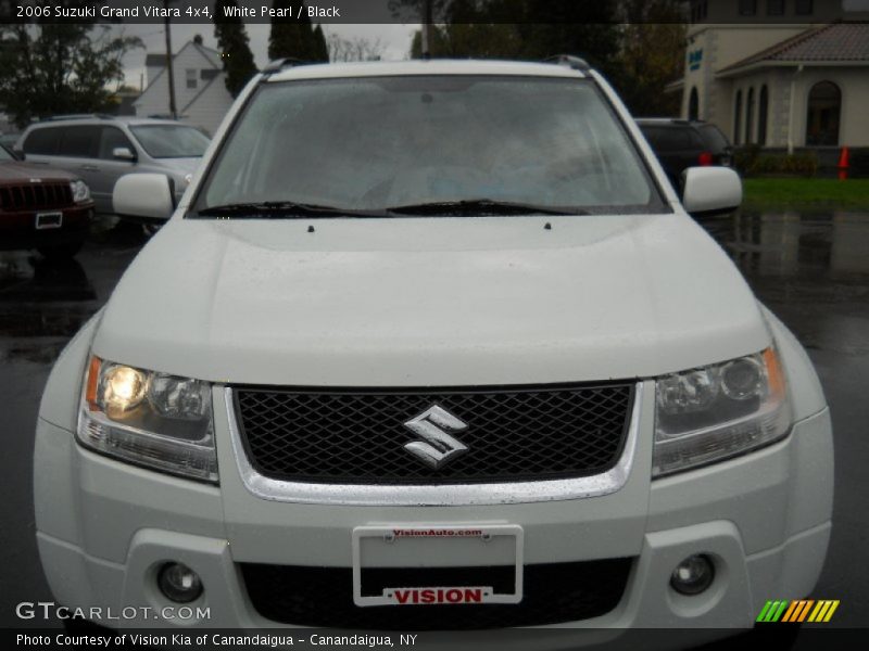 White Pearl / Black 2006 Suzuki Grand Vitara 4x4