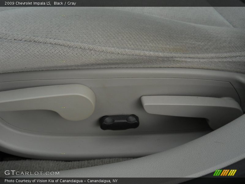 Black / Gray 2009 Chevrolet Impala LS