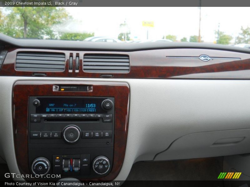 Black / Gray 2009 Chevrolet Impala LS