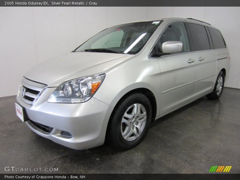 Silver Pearl Metallic / Gray 2005 Honda Odyssey EX