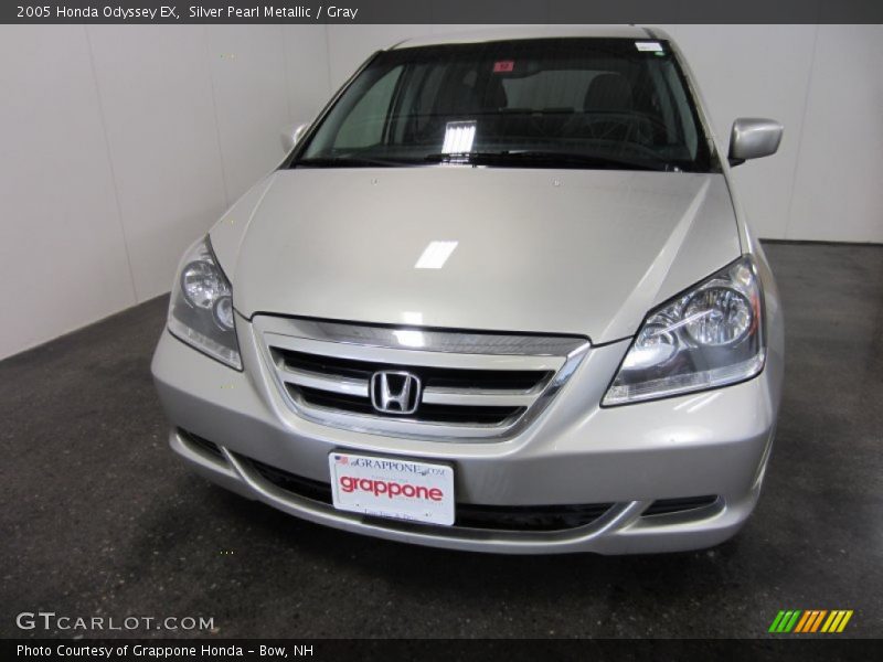 Silver Pearl Metallic / Gray 2005 Honda Odyssey EX