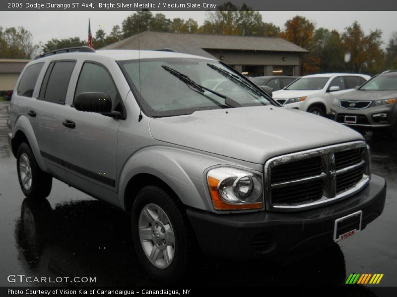 Bright Silver Metallic / Medium Slate Gray 2005 Dodge Durango ST 4x4