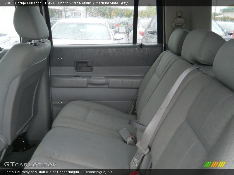 Bright Silver Metallic / Medium Slate Gray 2005 Dodge Durango ST 4x4
