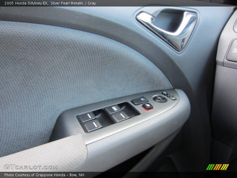 Silver Pearl Metallic / Gray 2005 Honda Odyssey EX