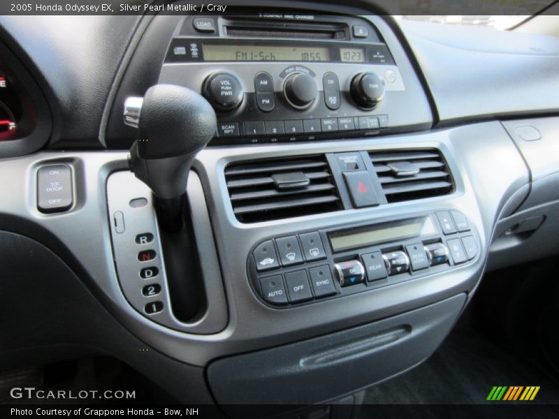 Silver Pearl Metallic / Gray 2005 Honda Odyssey EX