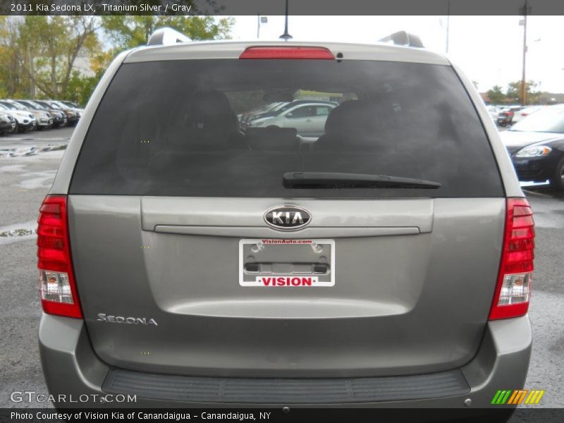 Titanium Silver / Gray 2011 Kia Sedona LX