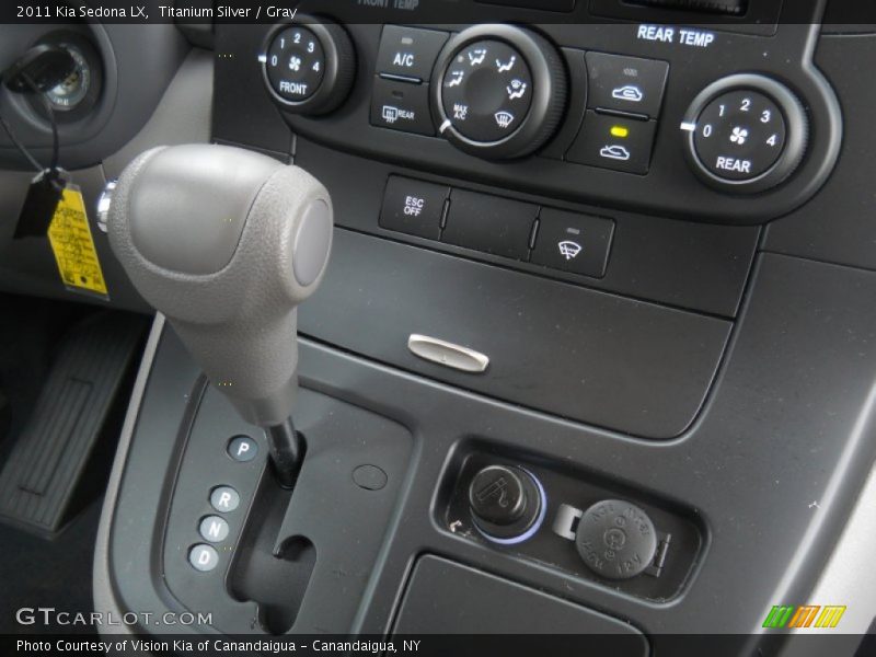 Titanium Silver / Gray 2011 Kia Sedona LX