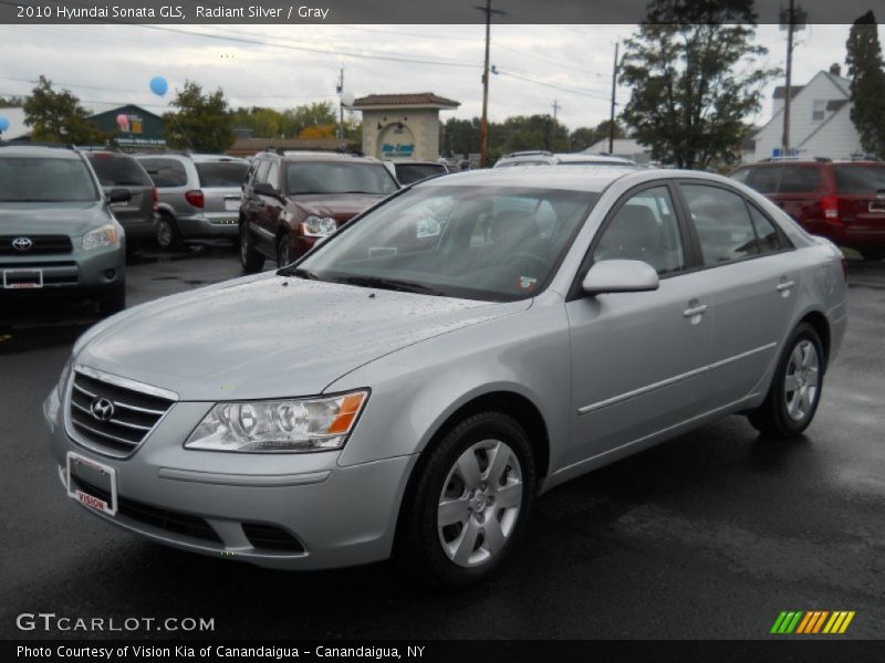 Radiant Silver / Gray 2010 Hyundai Sonata GLS