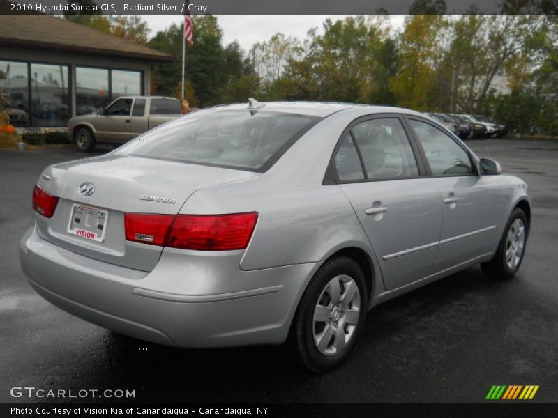 Radiant Silver / Gray 2010 Hyundai Sonata GLS