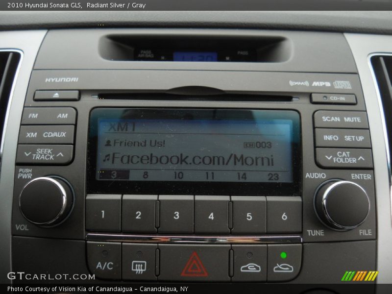 Radiant Silver / Gray 2010 Hyundai Sonata GLS