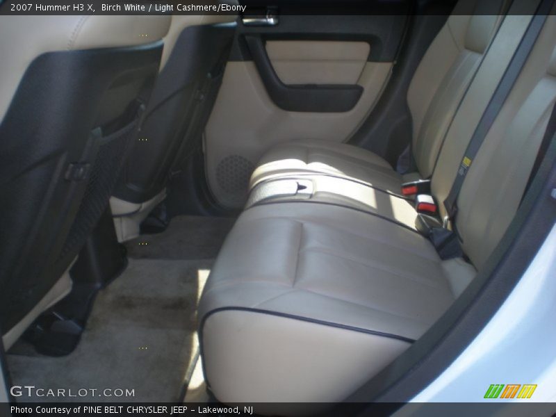 Birch White / Light Cashmere/Ebony 2007 Hummer H3 X