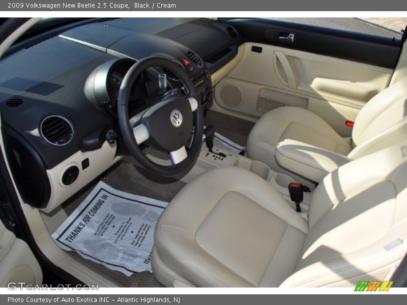 Black / Cream 2009 Volkswagen New Beetle 2.5 Coupe