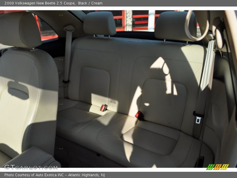 Black / Cream 2009 Volkswagen New Beetle 2.5 Coupe