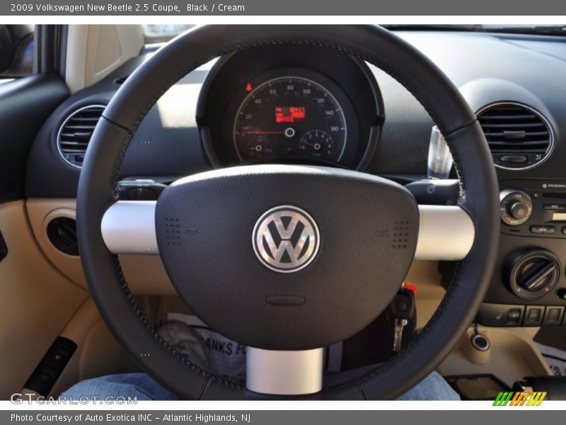 Black / Cream 2009 Volkswagen New Beetle 2.5 Coupe