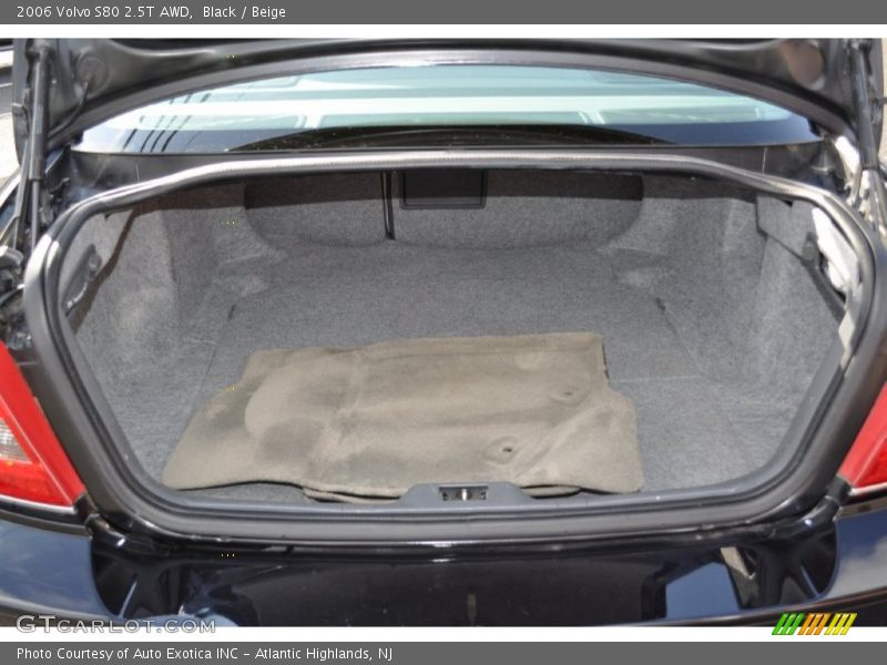  2006 S80 2.5T AWD Trunk