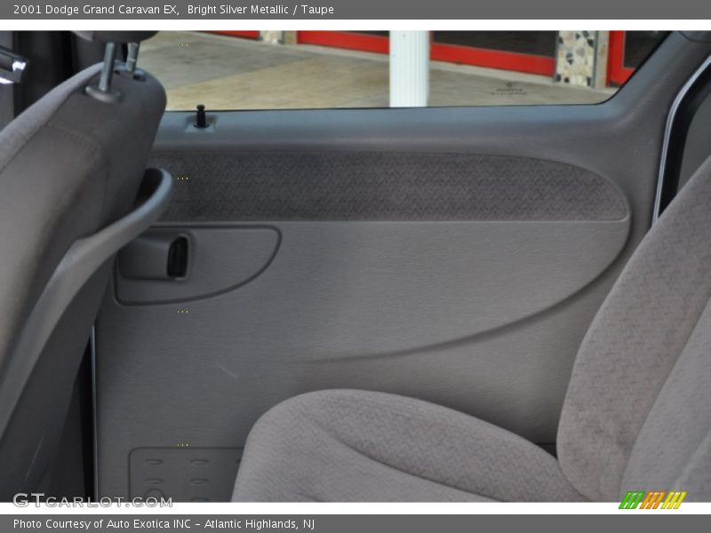 Bright Silver Metallic / Taupe 2001 Dodge Grand Caravan EX