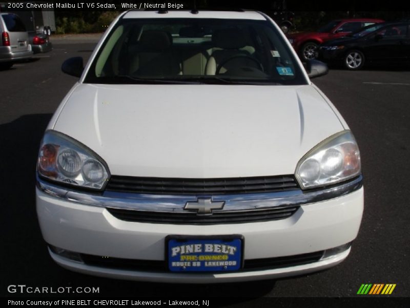 White / Neutral Beige 2005 Chevrolet Malibu LT V6 Sedan