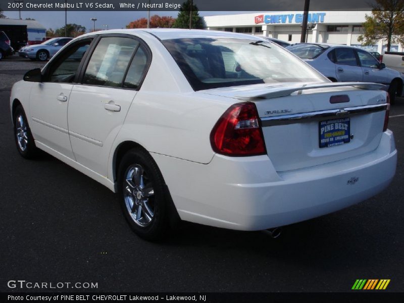 White / Neutral Beige 2005 Chevrolet Malibu LT V6 Sedan