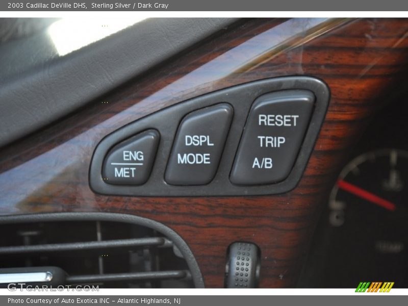 Controls of 2003 DeVille DHS