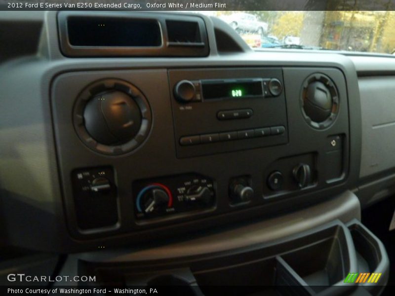 Oxford White / Medium Flint 2012 Ford E Series Van E250 Extended Cargo