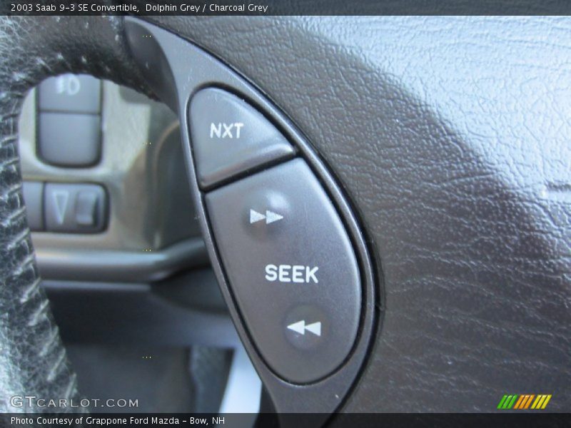 Controls of 2003 9-3 SE Convertible
