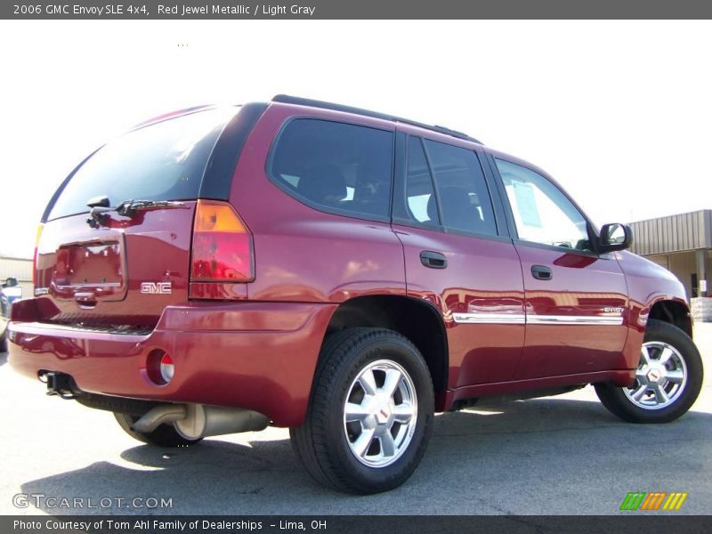 Red Jewel Metallic / Light Gray 2006 GMC Envoy SLE 4x4