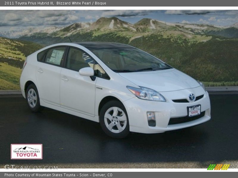 Blizzard White Pearl / Bisque 2011 Toyota Prius Hybrid III