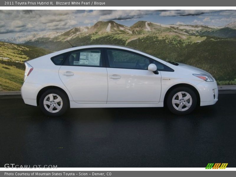 Blizzard White Pearl / Bisque 2011 Toyota Prius Hybrid III