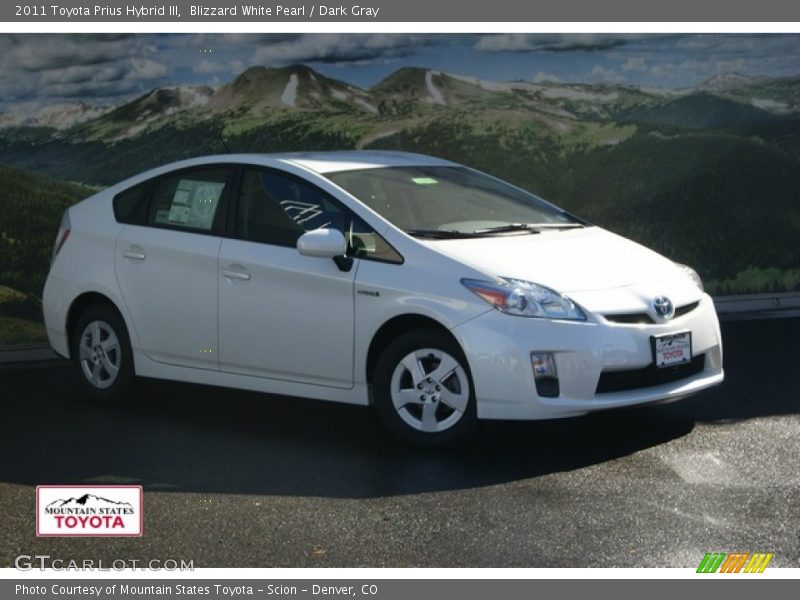 Blizzard White Pearl / Dark Gray 2011 Toyota Prius Hybrid III