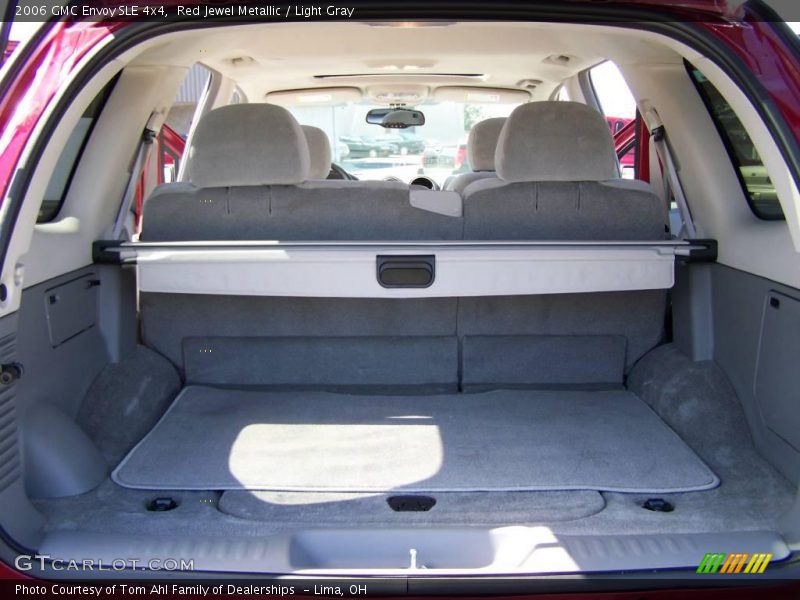 Red Jewel Metallic / Light Gray 2006 GMC Envoy SLE 4x4