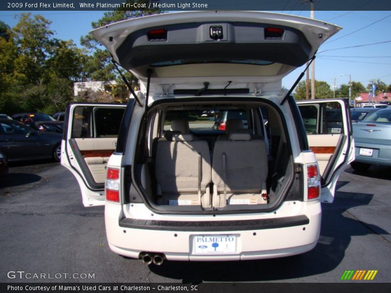 White Platinum Tri-Coat / Medium Light Stone 2009 Ford Flex Limited