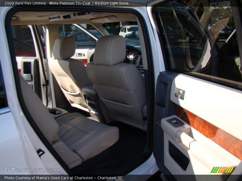 White Platinum Tri-Coat / Medium Light Stone 2009 Ford Flex Limited