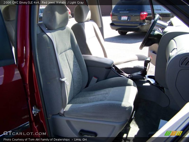 Red Jewel Metallic / Light Gray 2006 GMC Envoy SLE 4x4
