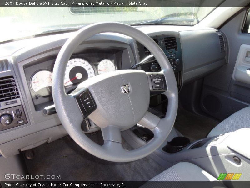  2007 Dakota SXT Club Cab Steering Wheel