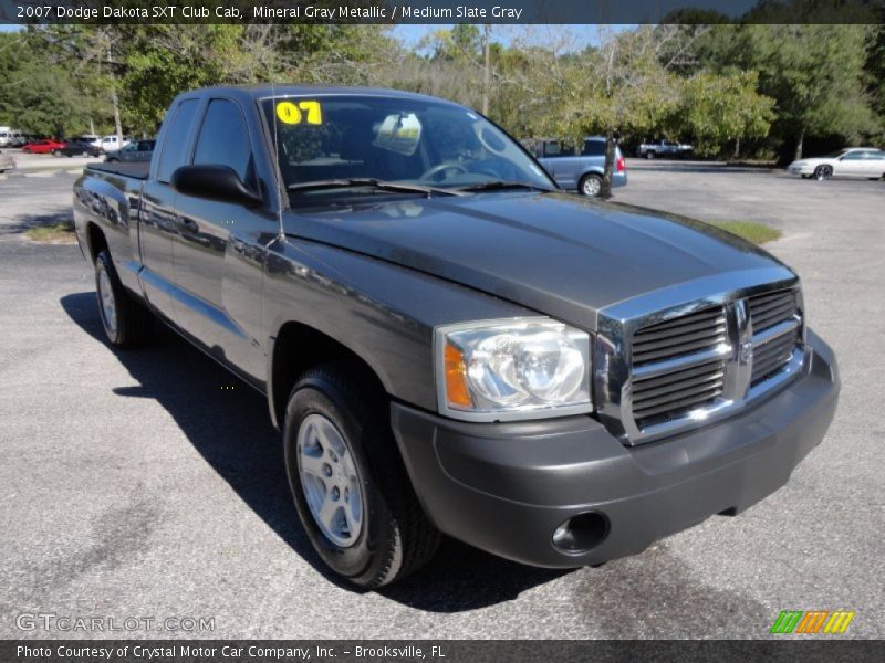 Mineral Gray Metallic / Medium Slate Gray 2007 Dodge Dakota SXT Club Cab