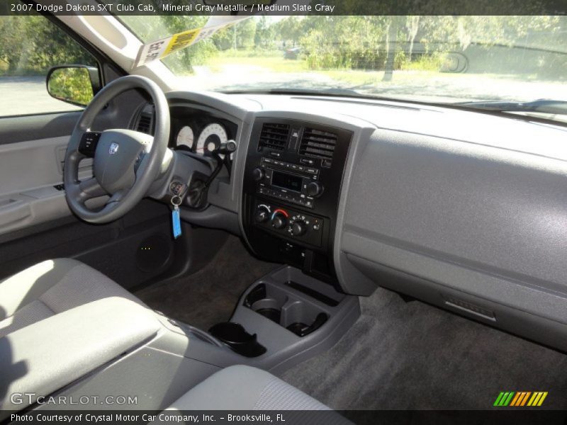 Mineral Gray Metallic / Medium Slate Gray 2007 Dodge Dakota SXT Club Cab
