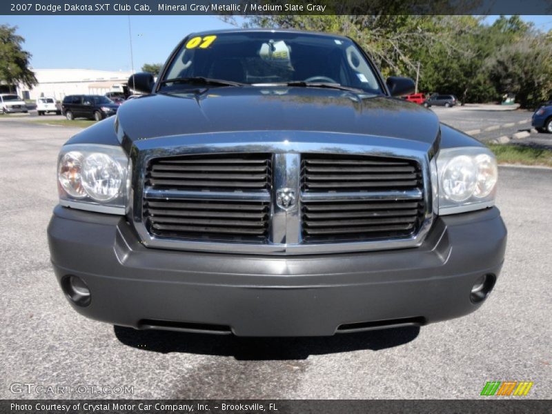Mineral Gray Metallic / Medium Slate Gray 2007 Dodge Dakota SXT Club Cab
