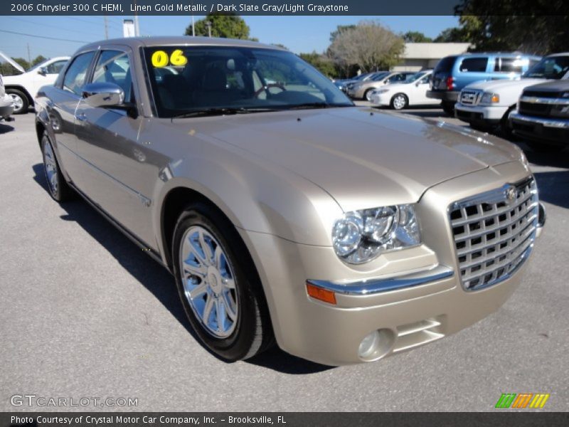 Linen Gold Metallic / Dark Slate Gray/Light Graystone 2006 Chrysler 300 C HEMI