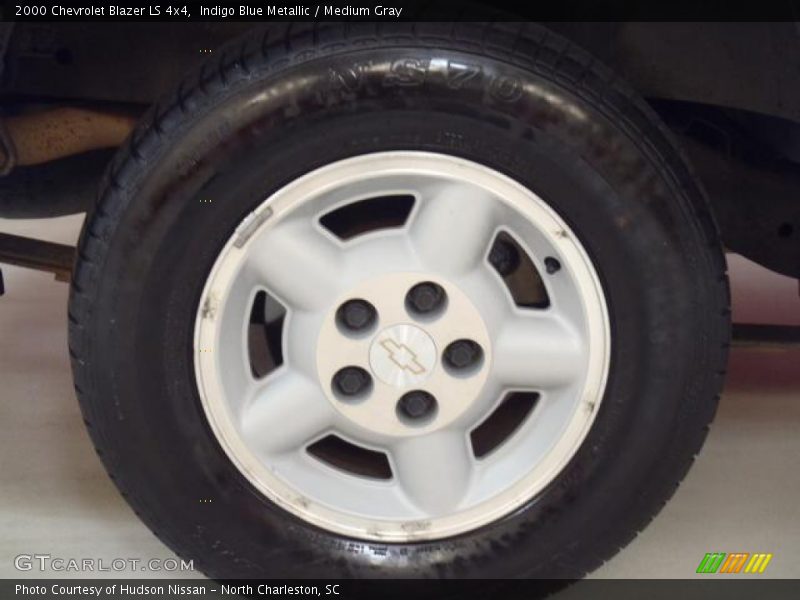  2000 Blazer LS 4x4 Wheel